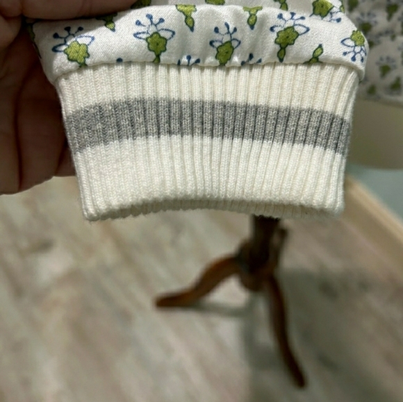 TINY EDITIONS For Anthropology | Silk Embroidered Bomber Jacket | Size Small - Picture 10 of 14